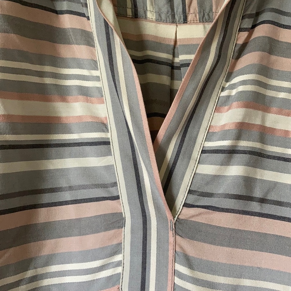🤍Lou&Grey Oversized Blouse - Picture 5 of 6